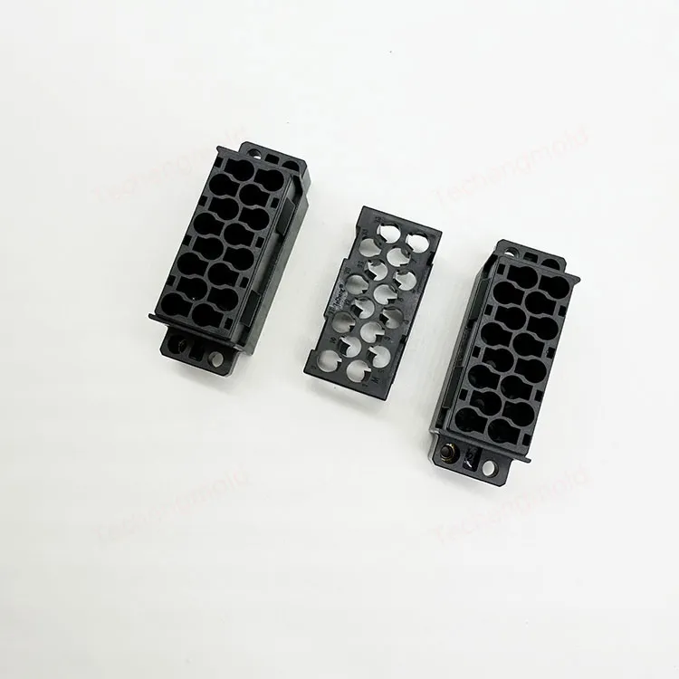 特诚科技PBT精密注塑件实拍 4